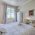 Ref 1821 - Near Center - For Rent *