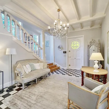 Ref 1821 - Near Center - For Rent Βίλα