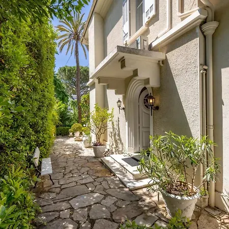 Ref 1821 - Near Center - For Rent Villa Cannes